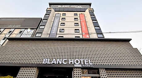 Blanc Business Hotel