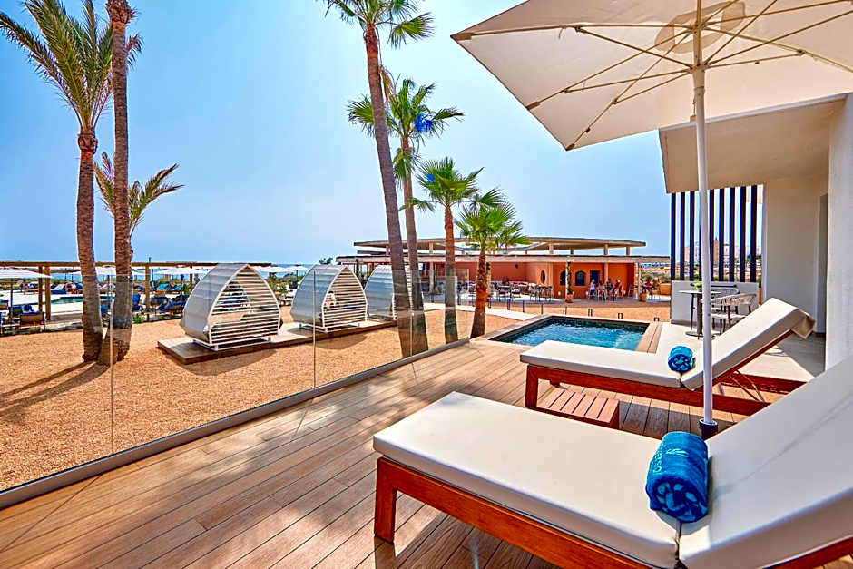 Universal Hotel Don Leon