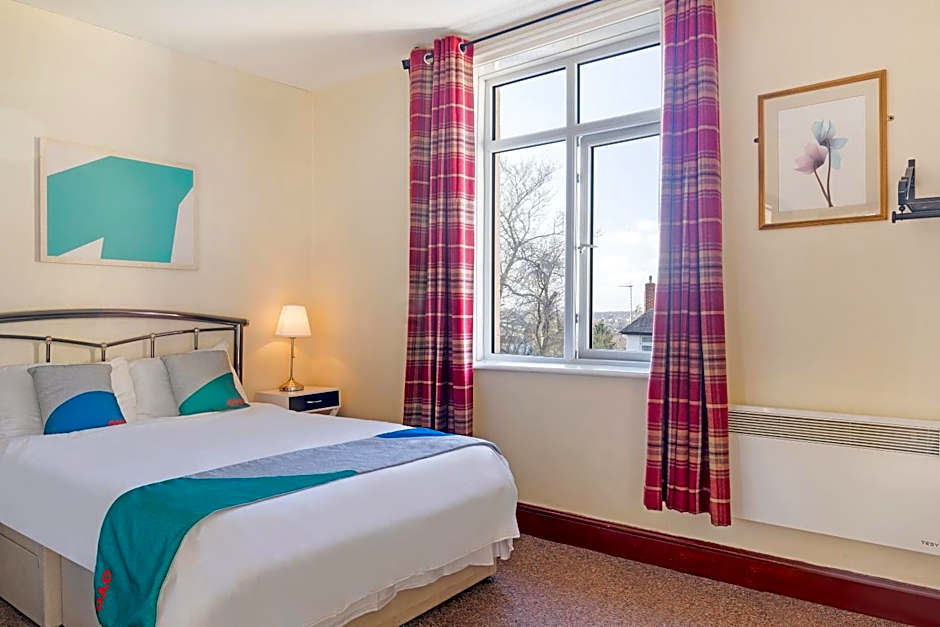 OYO The Green Man Pub and Hotel