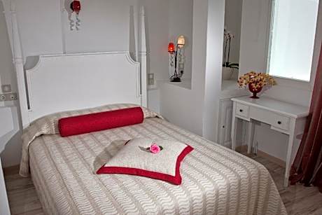 Classic Room with Hot Tub and Caldera View