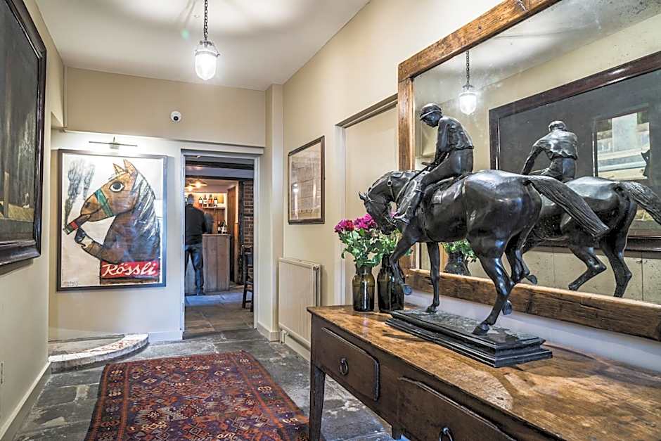 The Horse & Groom Inn