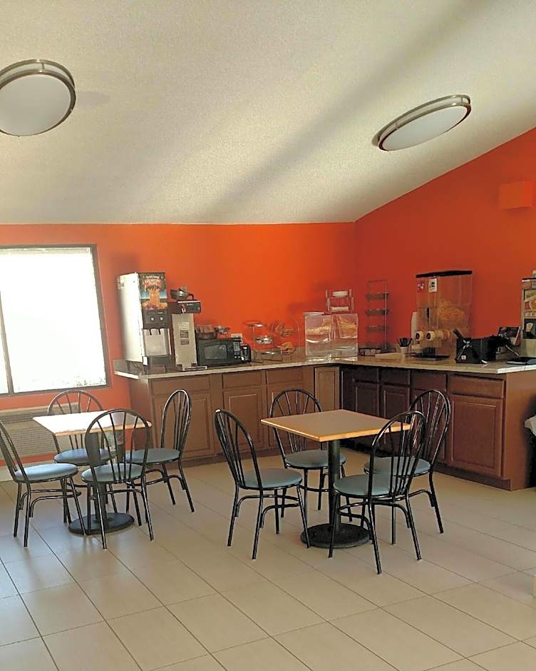 Howard Johnson by Wyndham Wilmington