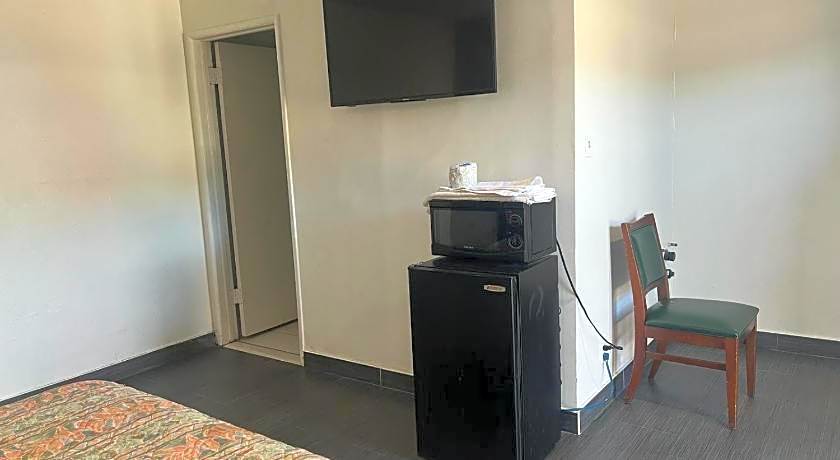 Pomona Inn Motel