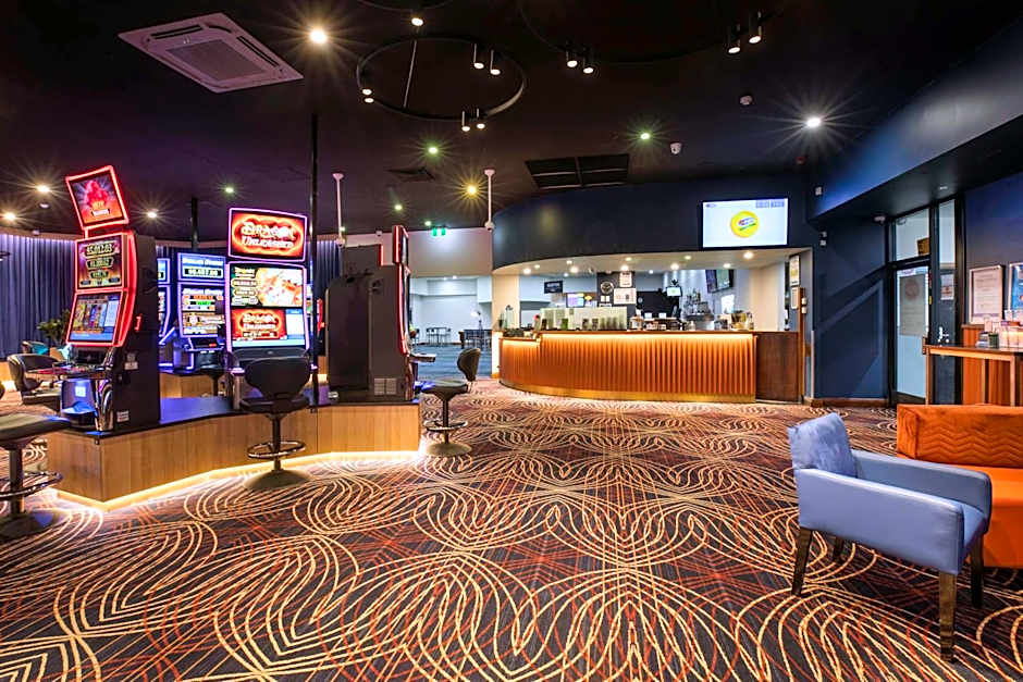 Nightcap at Empire Hotel