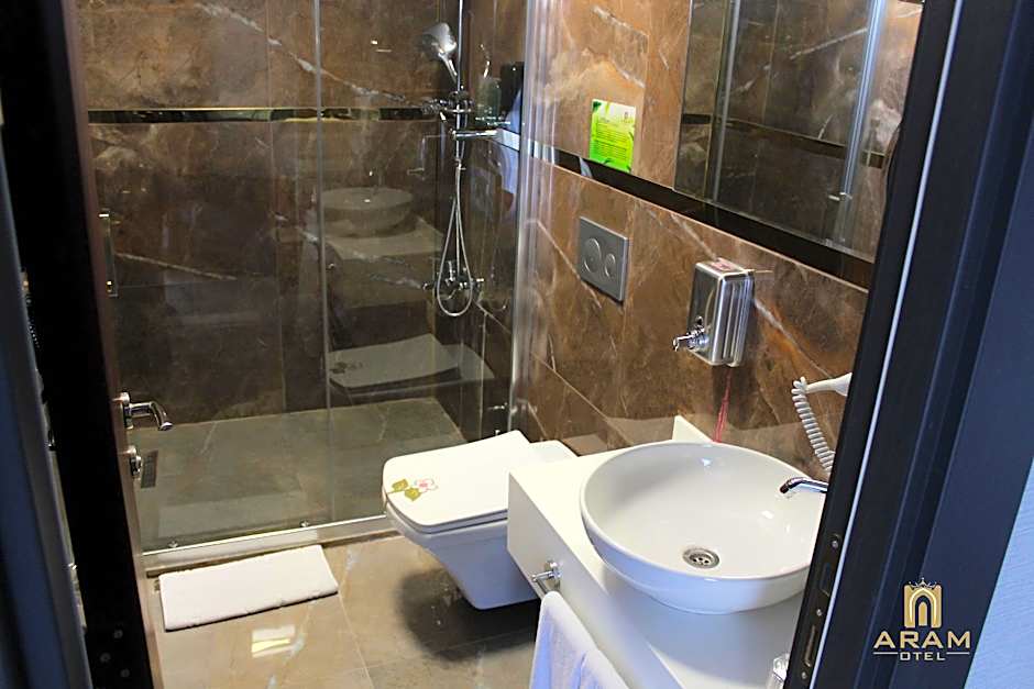 Aram Otel