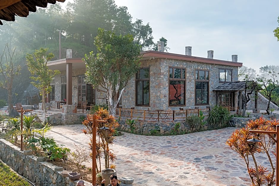 Khuoi Han Ecolodge Cao Bang