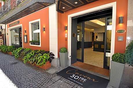 Cavour 30TRE - Hotel Moderno