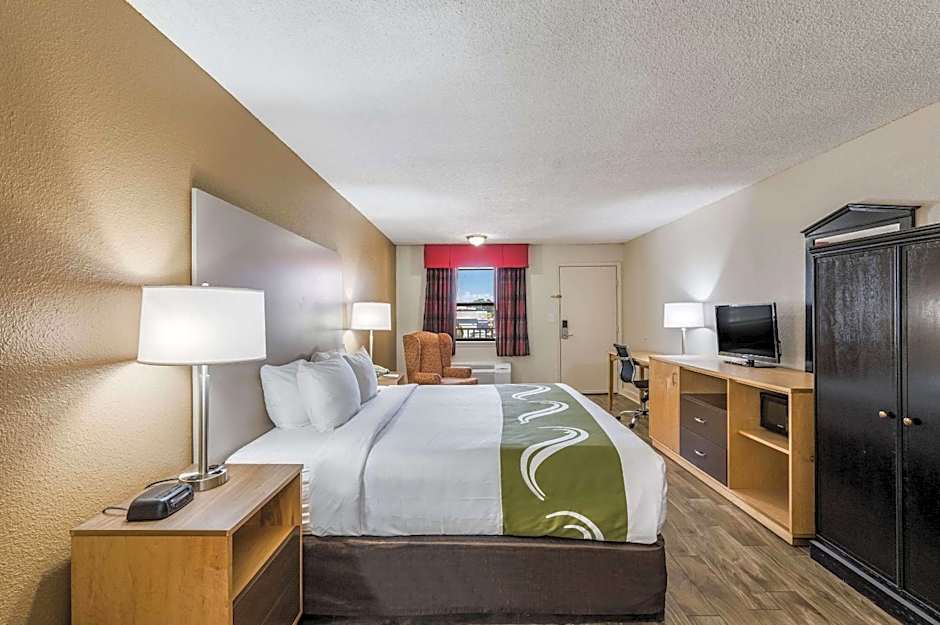 Quality Inn & Suites Hot Springs-Lake Hamilton