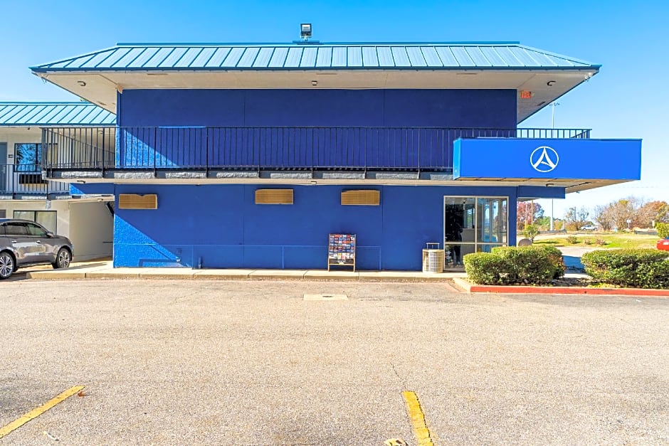 Xpress Inn & Extended Stays