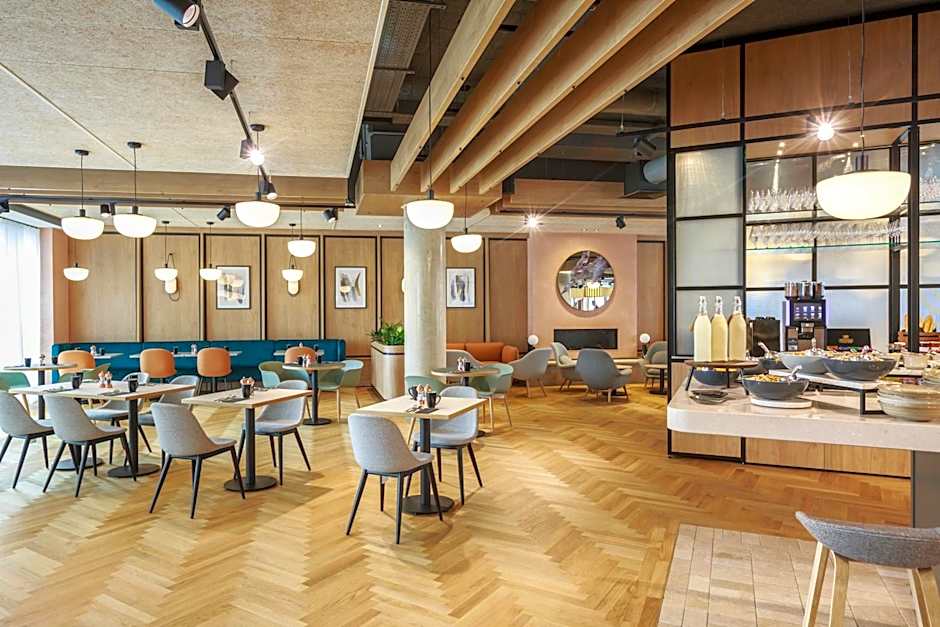 Novotel Cambridge North 