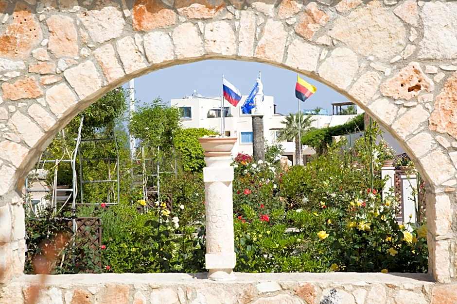 Eliofos Elegant Maisonettes