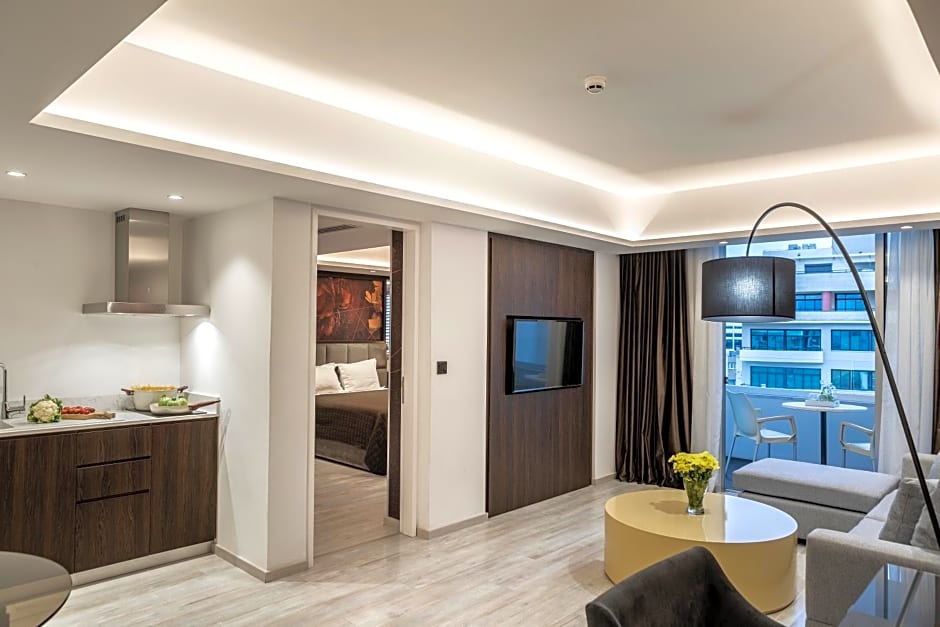 Almond Business Hotel