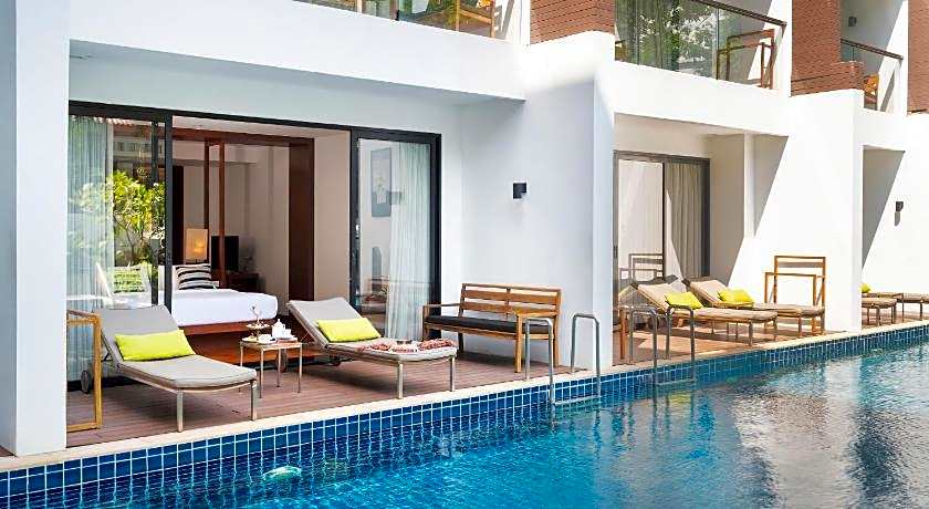 Woodlands Suites, Serviced Residences
