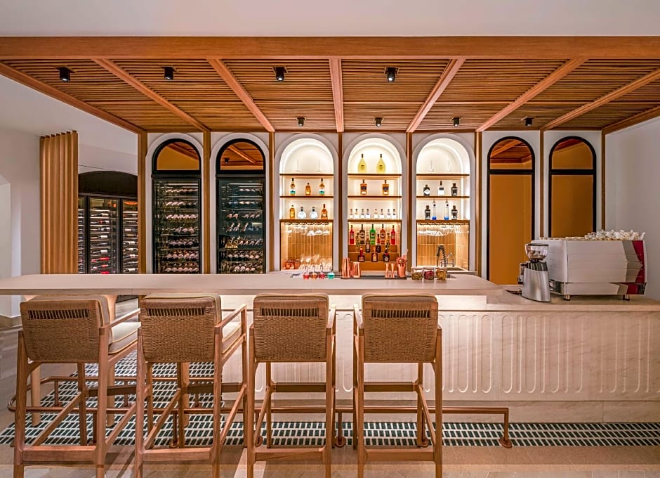 La Festa Phu Quoc, Curio Collection By Hilton