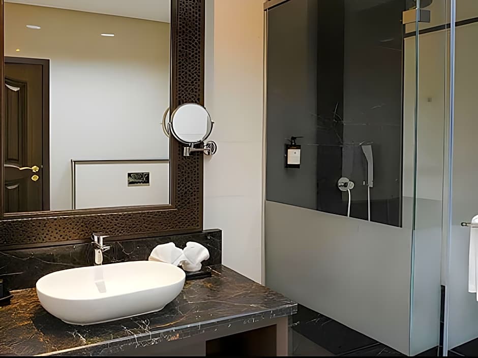 Carlton Dubai Creek Hotel