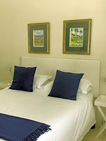 Double Room 8