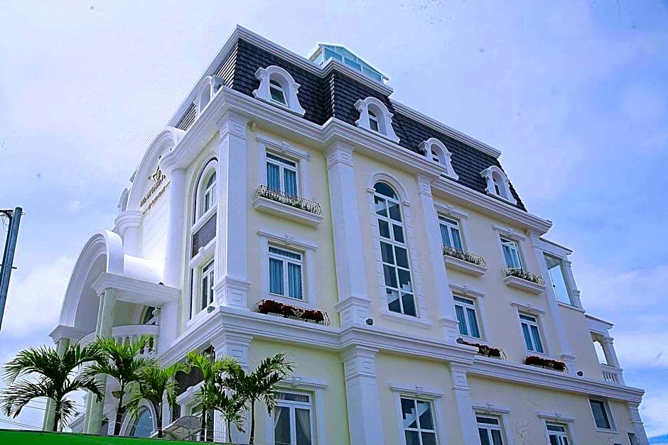 MINH CHIEN Hotel