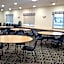Quality Inn & Suites Eldridge Davenport North