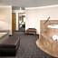 Best Western Plus Landmark Inn