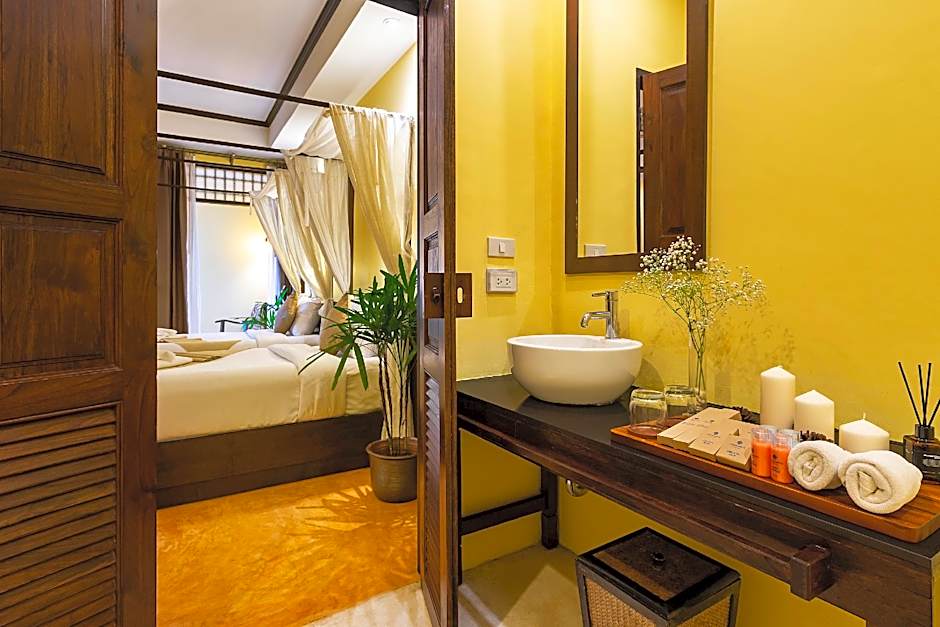 Ratchapruek Lanna Boutique