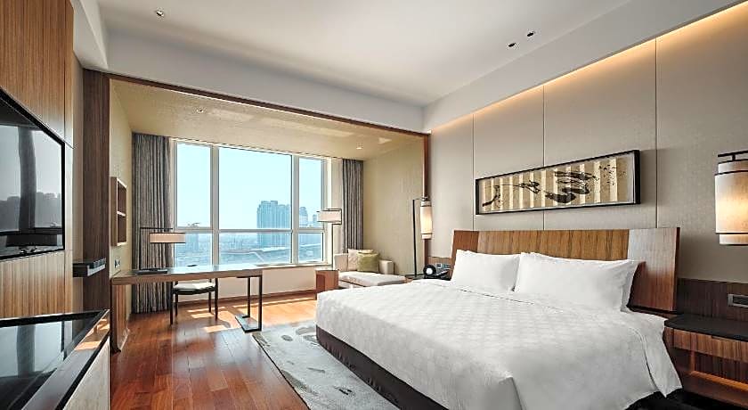 HUALUXE Ningbo Harbor City By IHG