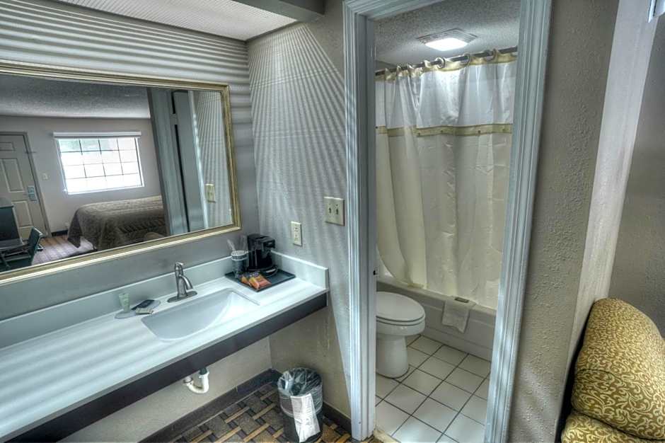 Amerivu Inn & Suites - Helen - Downtown