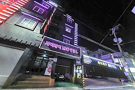 Pohang Jukdo Market JJ