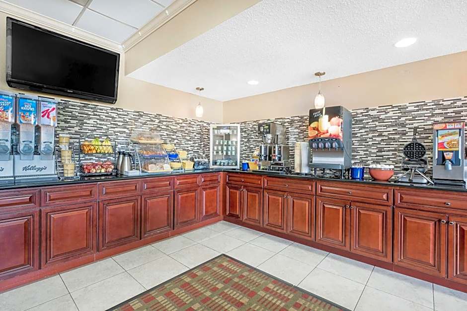 Days Inn & Suites by Wyndham York