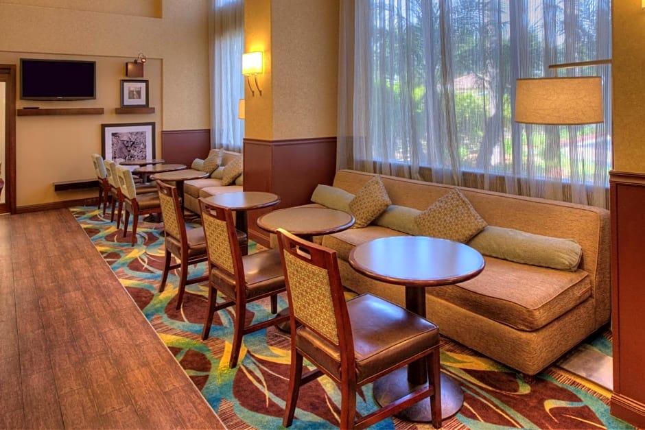 Hampton Inn By Hilton And Suites Ontario