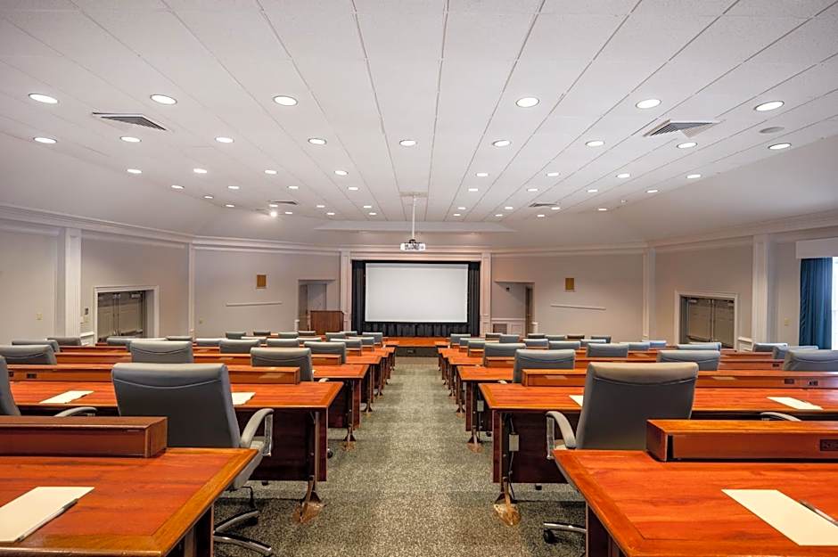 Crowne Plaza Albany - The Desmond Hotel By IHG
