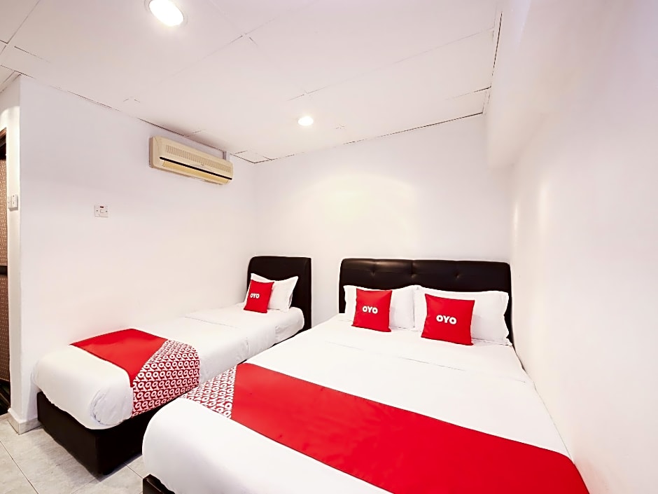 Hotel O Azimaju Guesthouse