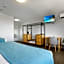 Gladstone Reef Hotel Motel