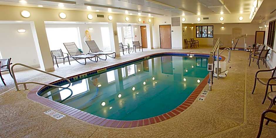 Holiday Inn Express Suites Yankton Hotel By IHG