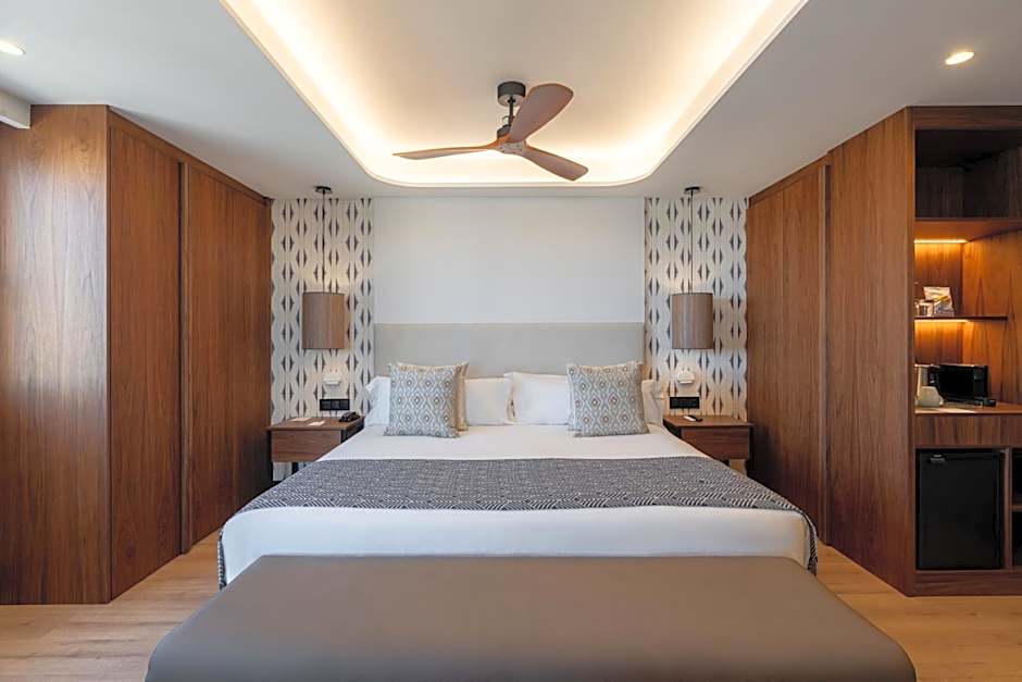 Catalonia Majorica Hotel