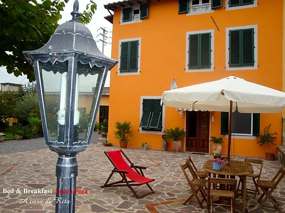 Bed & Breakfast Lucca Fora