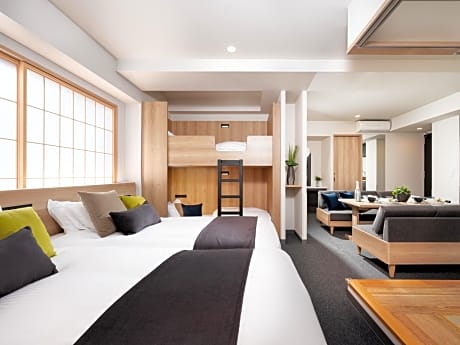Deluxe Japanese Apartment