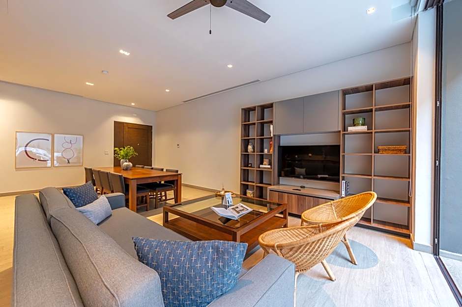 The Paraiso Residences at Marina Cabo