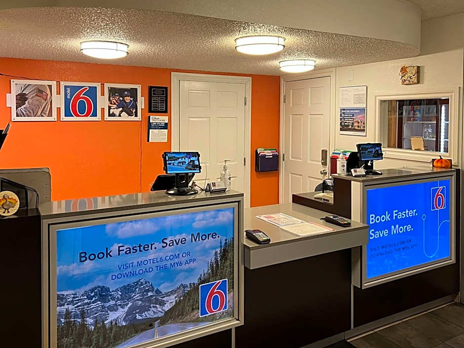 Motel 6-Butte, MT - Historic City Center