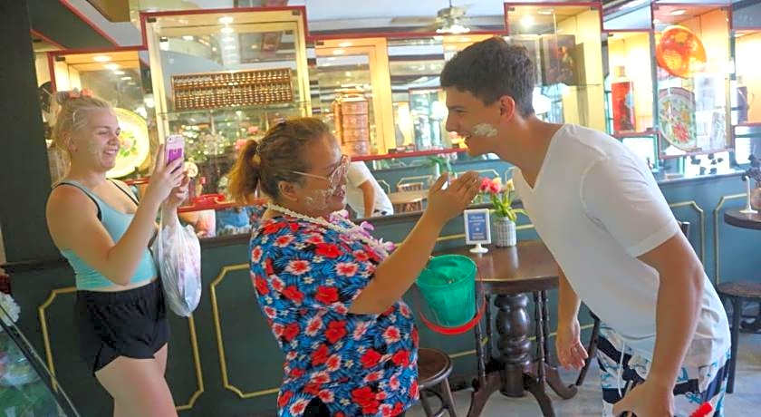 The Neighbors Hostel