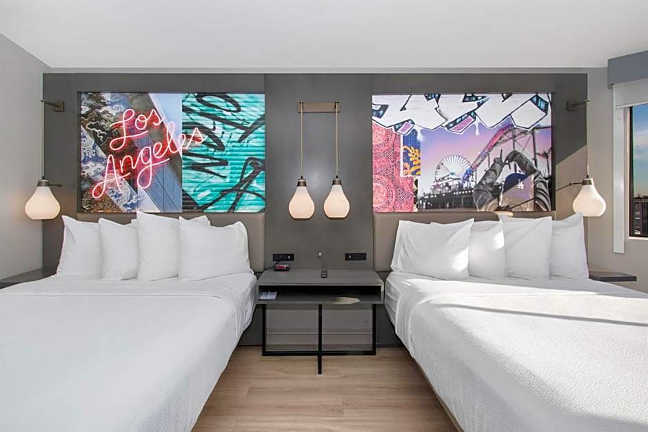 Aiden Los Angeles Downtown Dragon Gate Inn