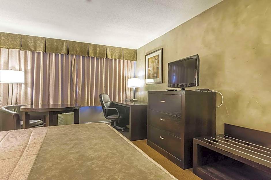 Quality Hotel & Conference Centre