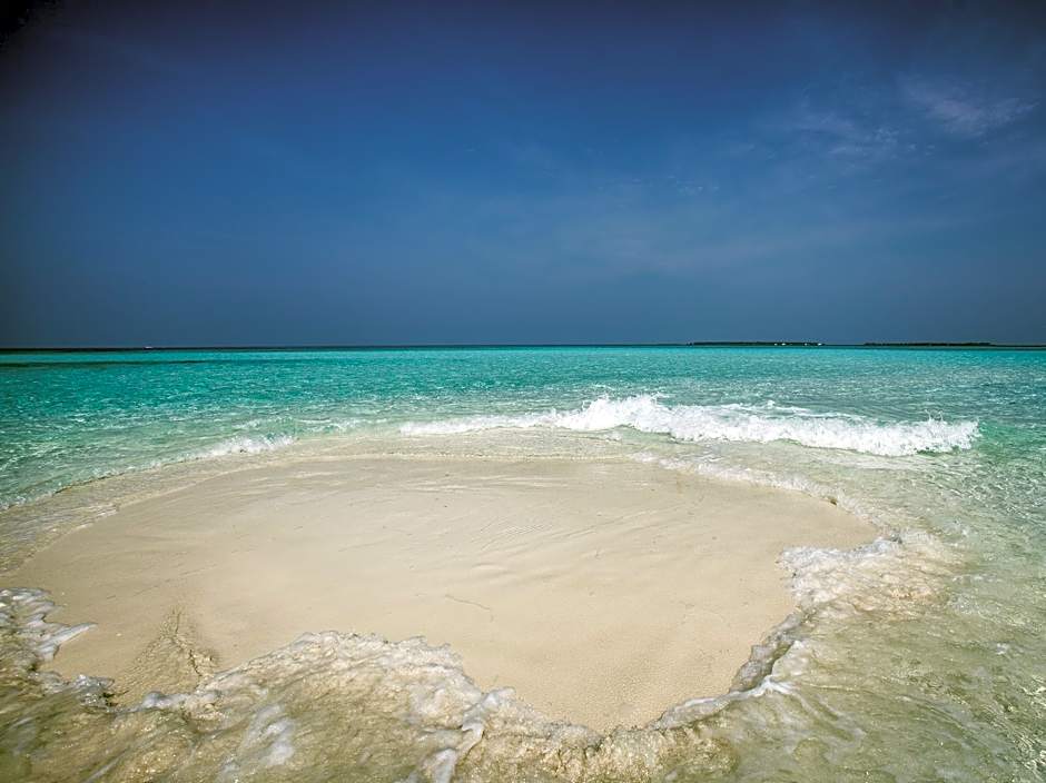Stingray Beach Inn at Maafushi