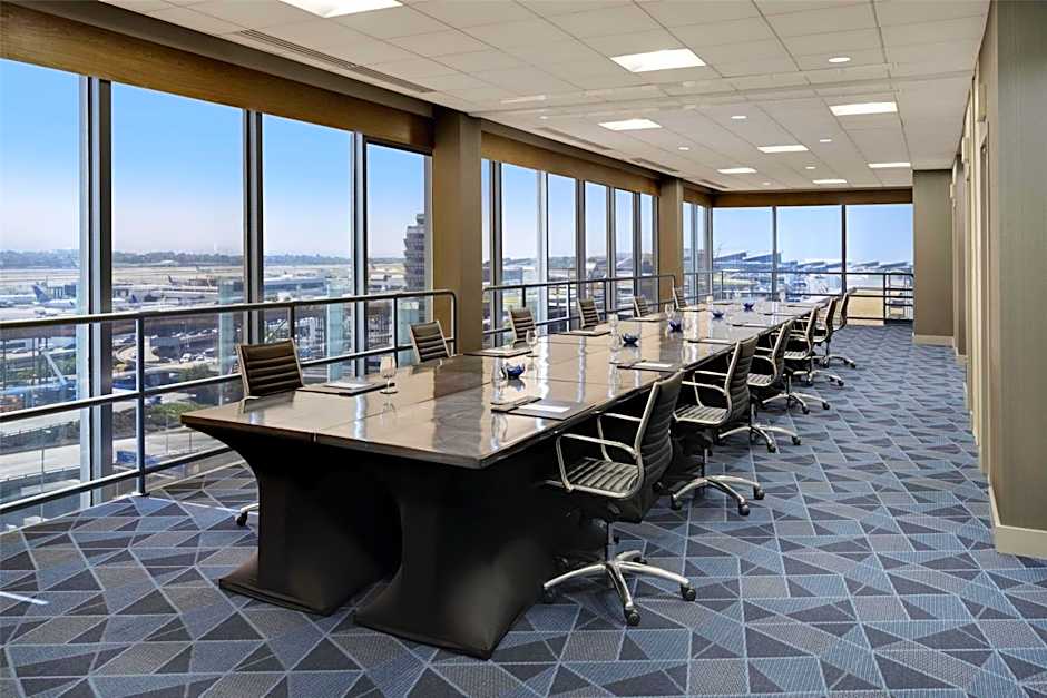 Hyatt Regency Los Angeles International Airport