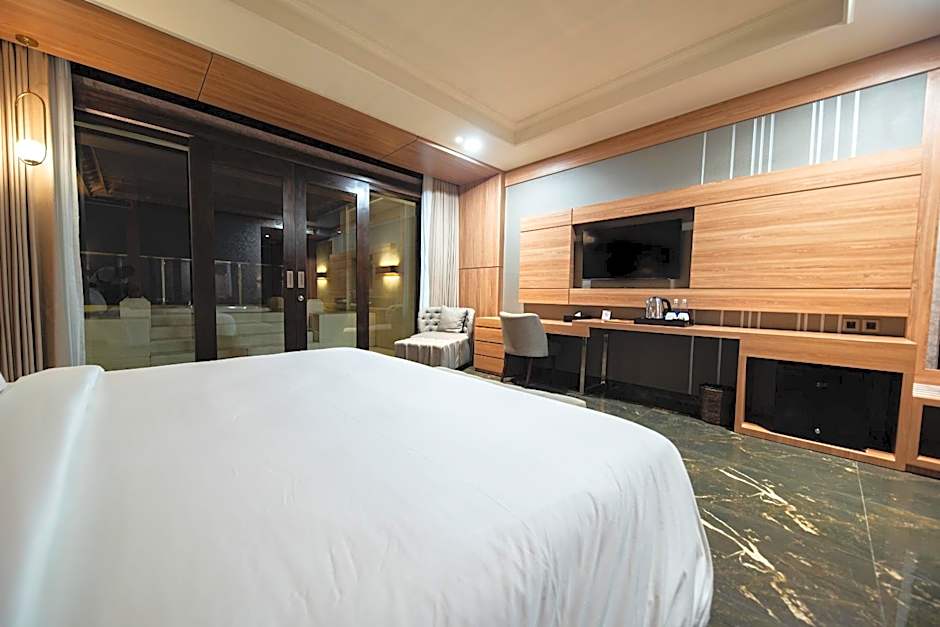 Taman Prakerti Bhuana Hotel