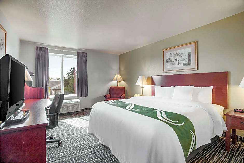 Quality Inn Parsons North