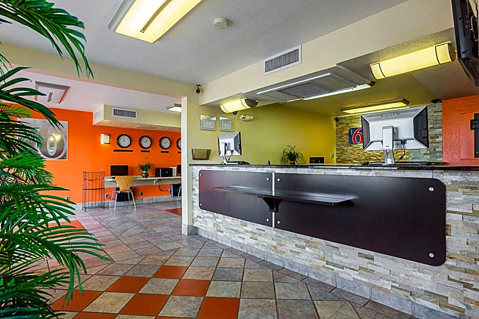 Motel 6-Holbrook, AZ