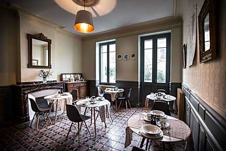 Carcassonne Townhouse