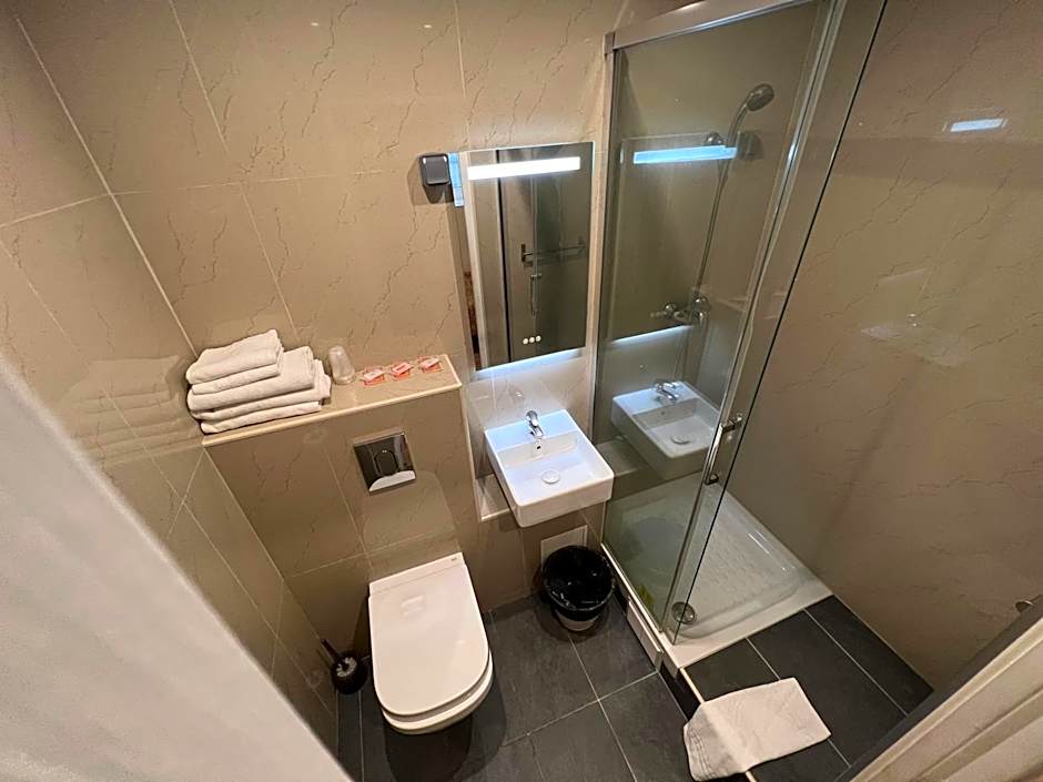 Hipotel Paris Printania