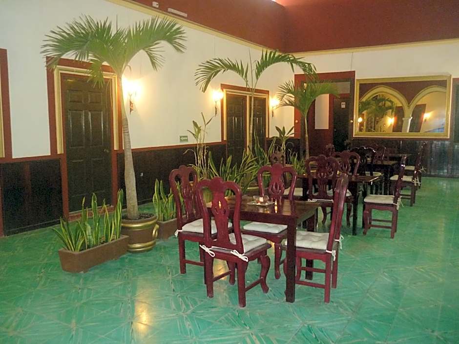 Hotel Maya Ah Kim Pech