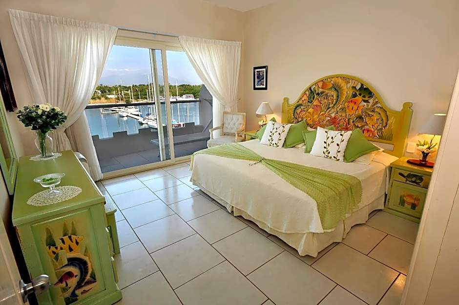 Marina Banderas Suites Hotel Boutique